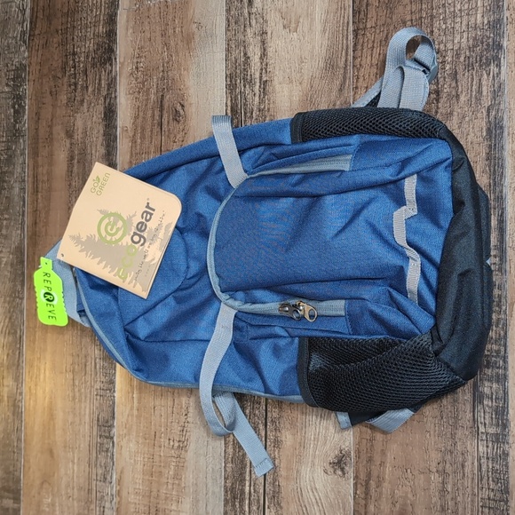 *NWT* ecogear Water Dog Hydration Pack in Navy and Black - Picture 1 of 9